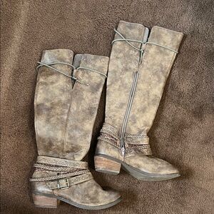 Stylish Tan Knee-High Boots